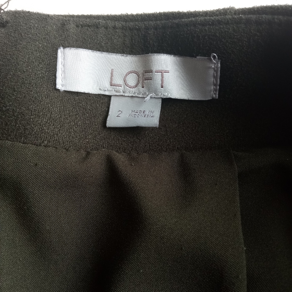 Loft Ann Taylor Suede Dark Olive Green Front Button A-line Mini Skirt - Picture 6 of 9